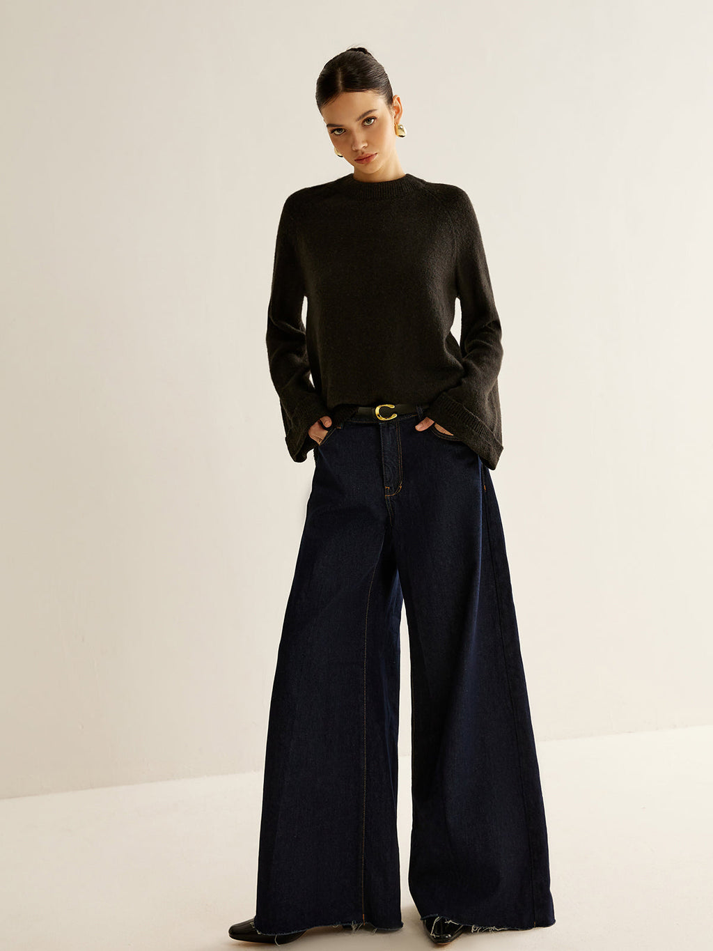 Büyük Boy Açık Sırtlı Bağcıklı Kazak