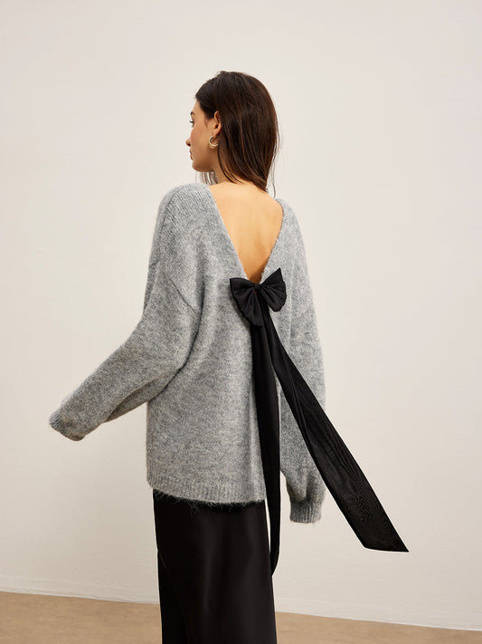 Sırtı Açık Fiyonklu Sweatshirt