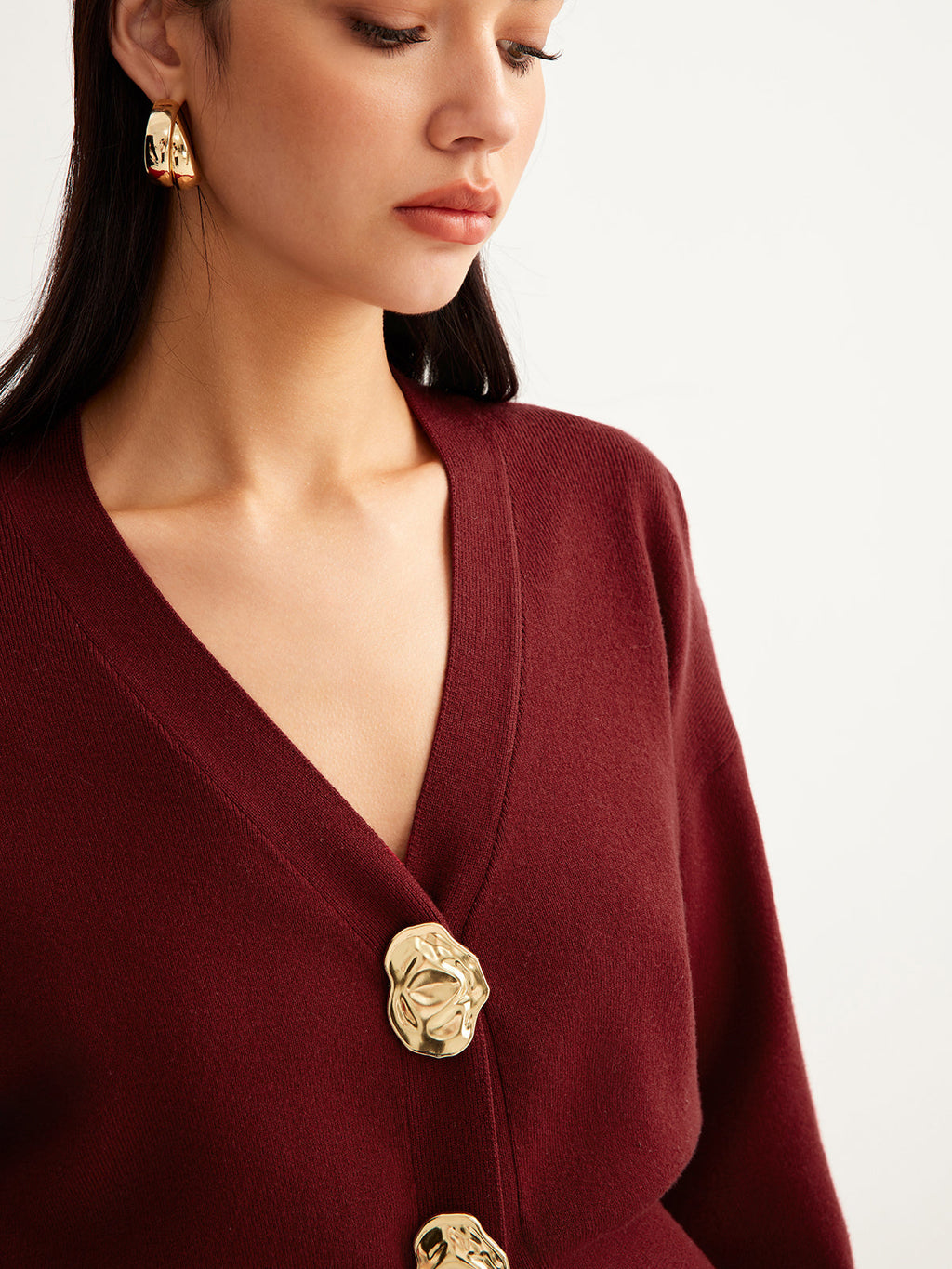 Metal Düğmeli Bölünmüş Küçük Kazak