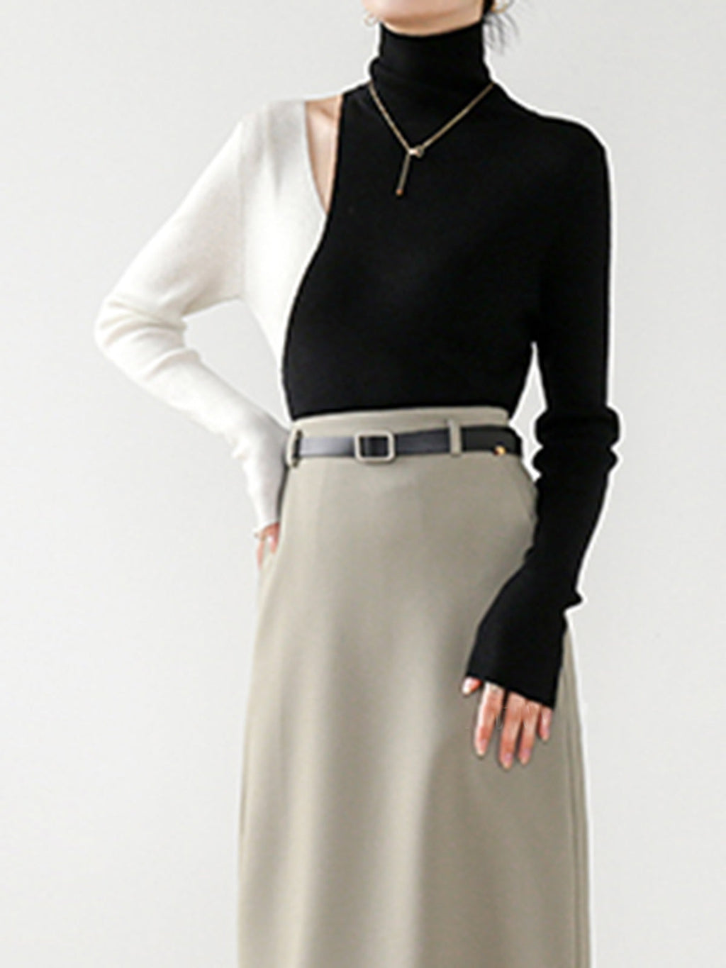 Renk Bloklu Kesikli Örgü Üst