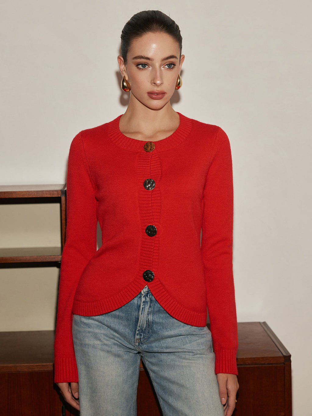 Şık Metal Düğmeli Bölünmüş Hırka