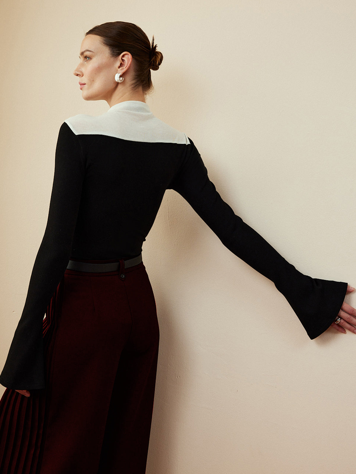 Romance Stand Yaka Volanlı Tişört