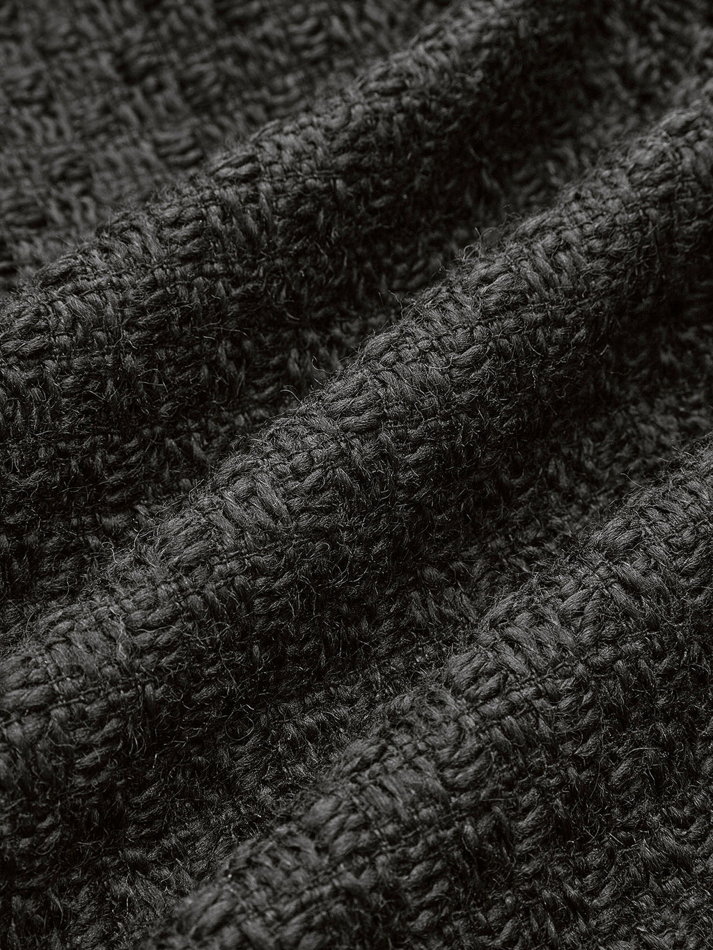 Altın Fiyonklu Tweed Ceket