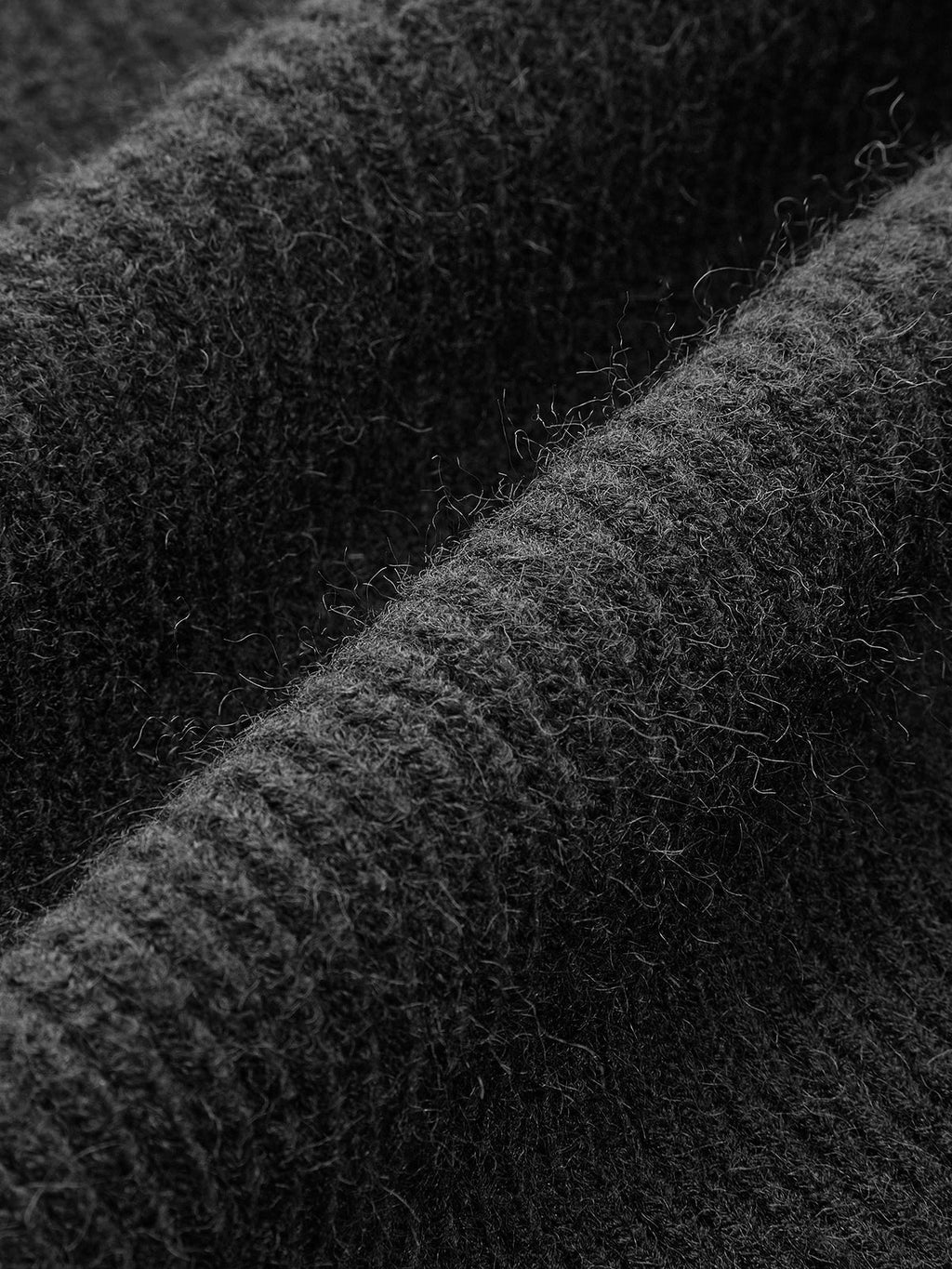 Düz Önü Açık Omuzlu Kazak