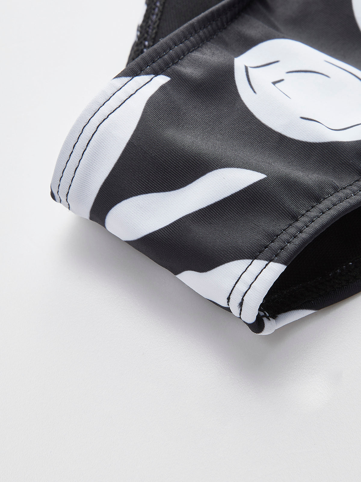 Tek Omuzlu Tribal Baskılı Bikini Takımı