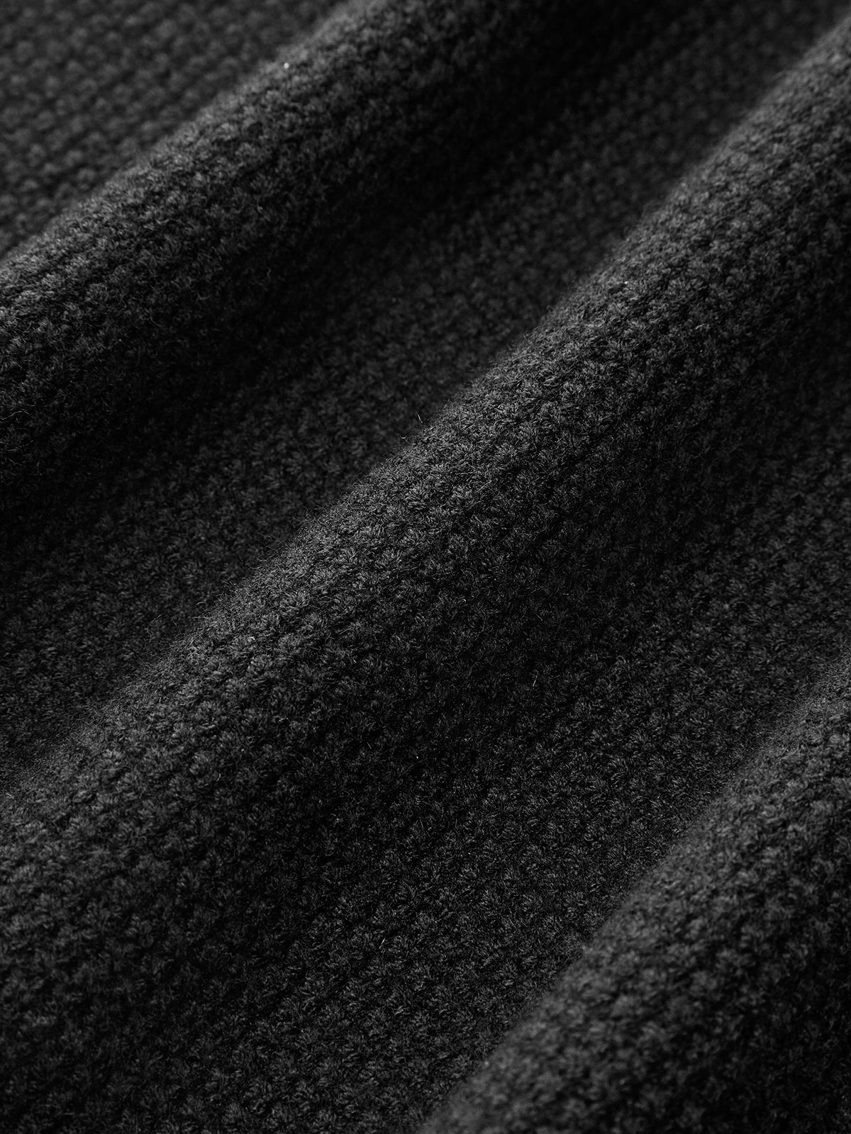 Taraklı Kenarlı Ön Bağcıklı Yelek