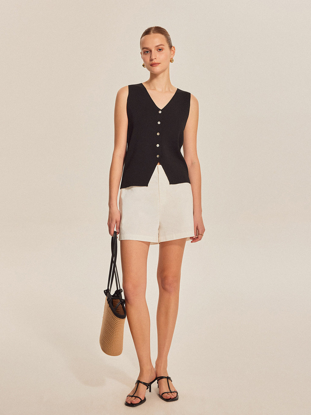 Kolsuz Yivli Örgü Düğmeli Üst