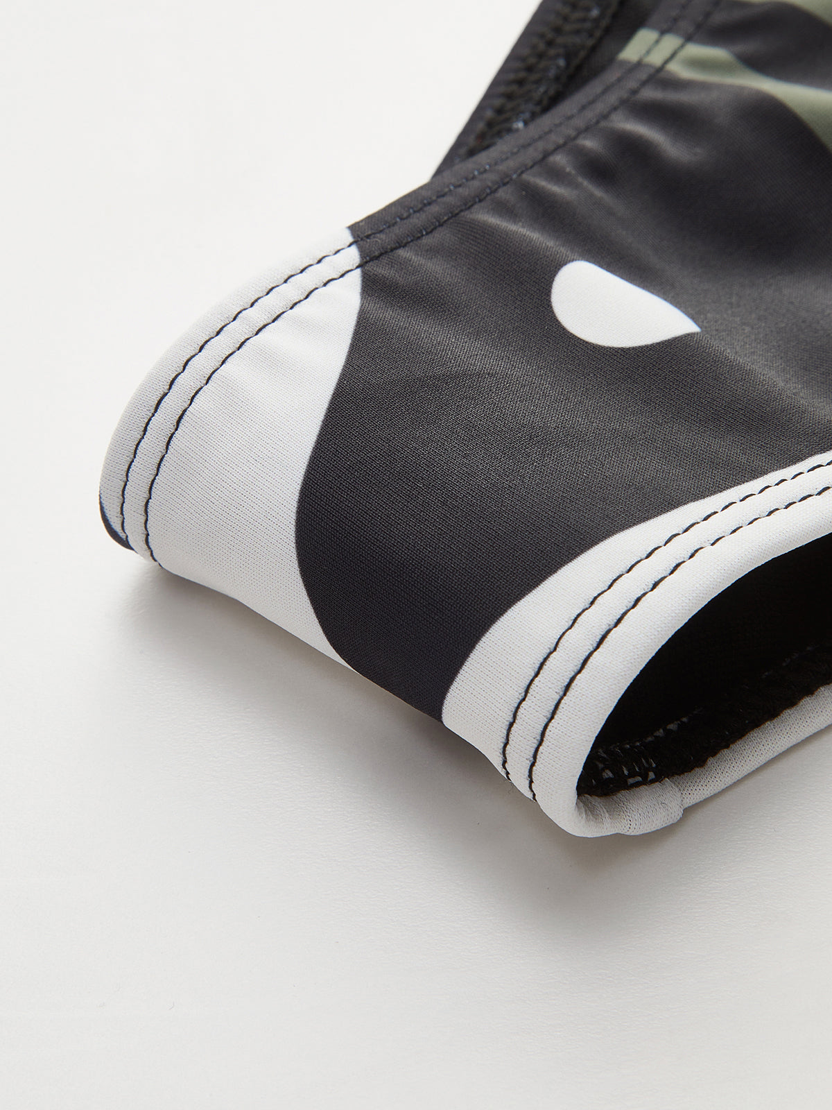 Halter Yaka Bağlamalı Bikini Takımı