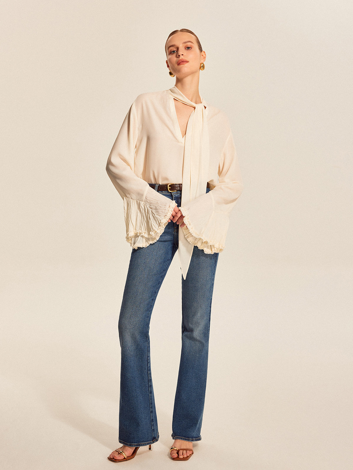 Yarı Şeffaf Papyon Pileli Manşet Şifon Bluz