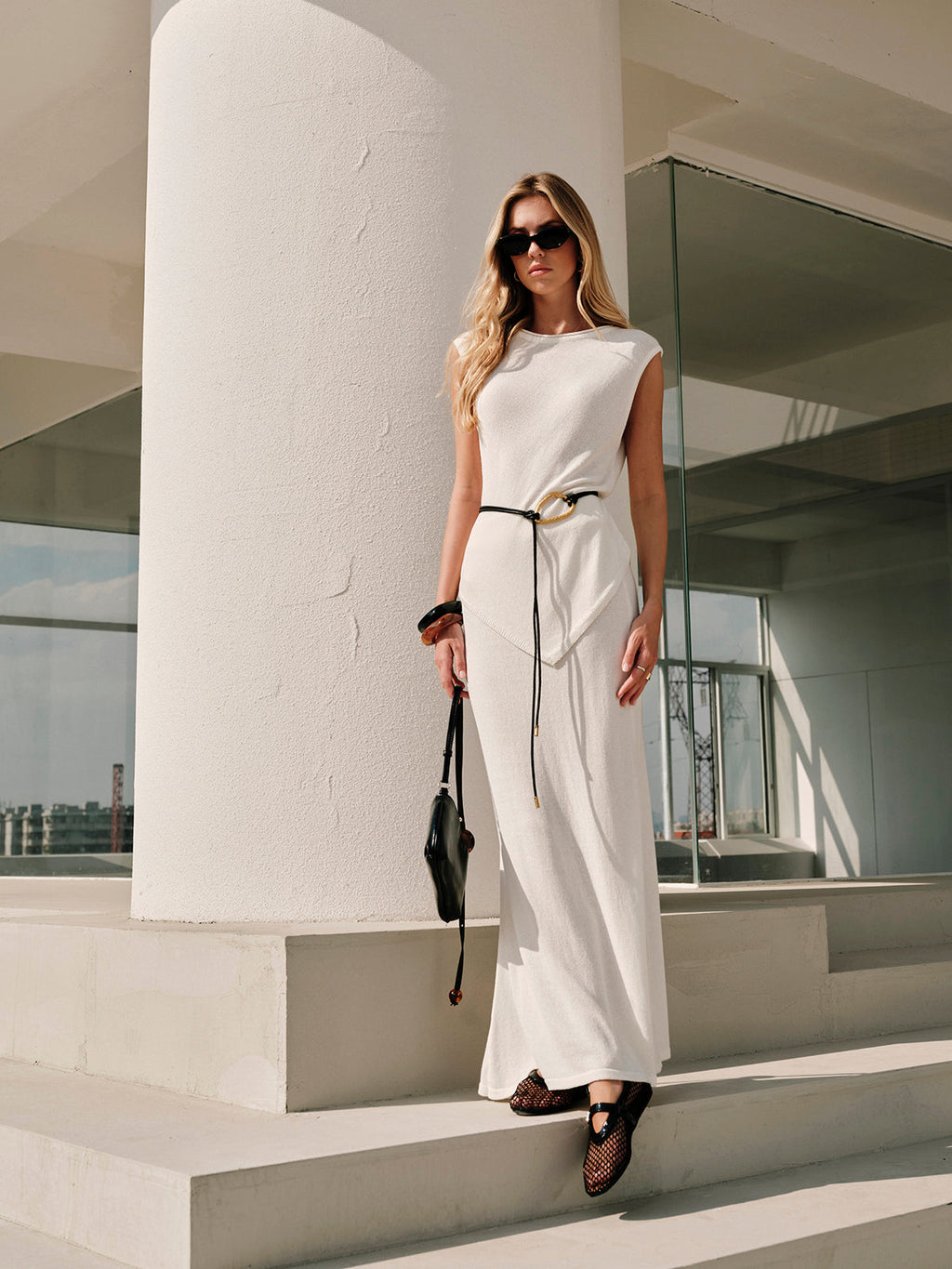 Yarı Şeffaf Üçgen Etek Takımı Kemersiz