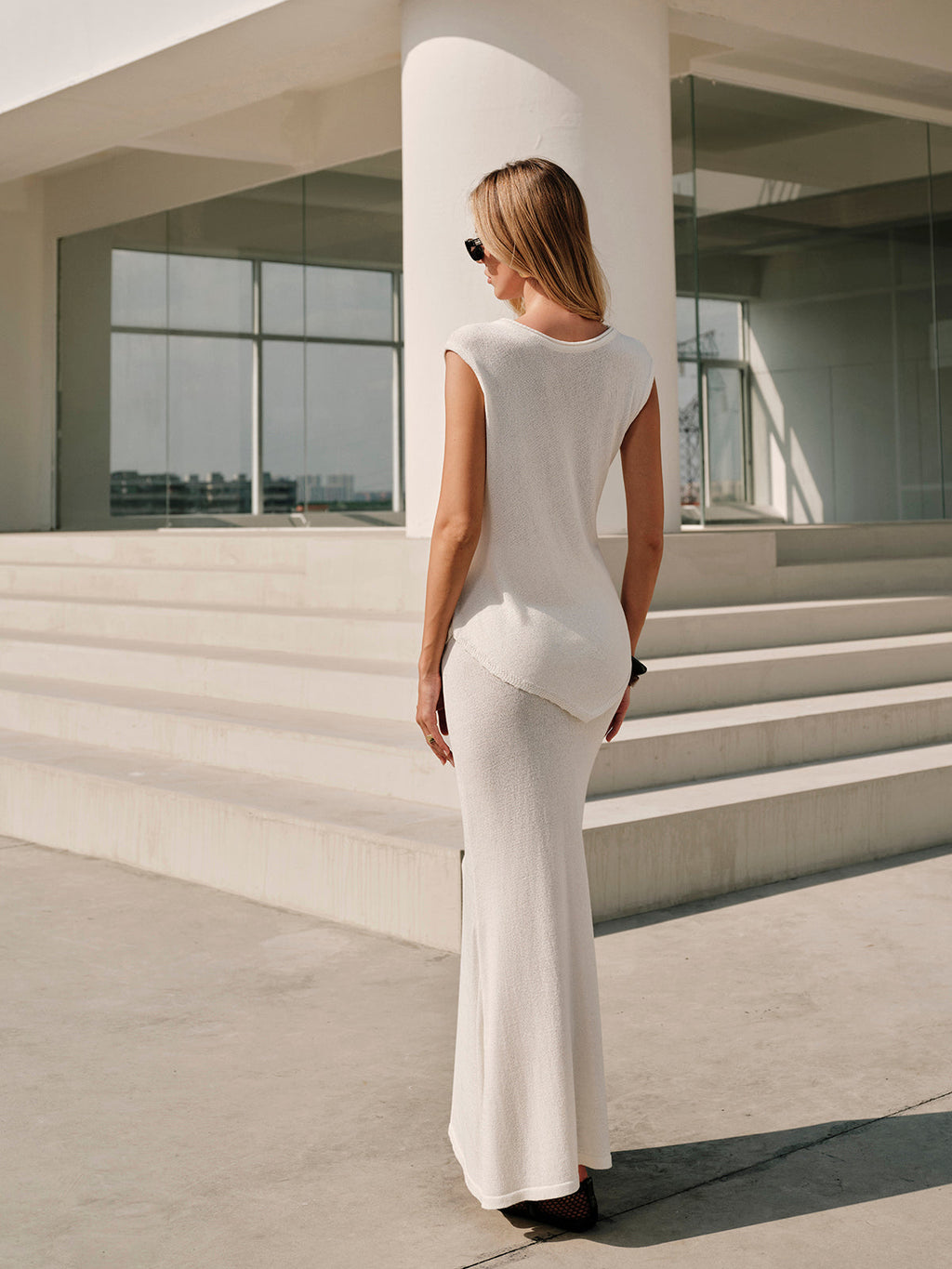 Yarı Şeffaf Üçgen Etek Takımı Kemersiz