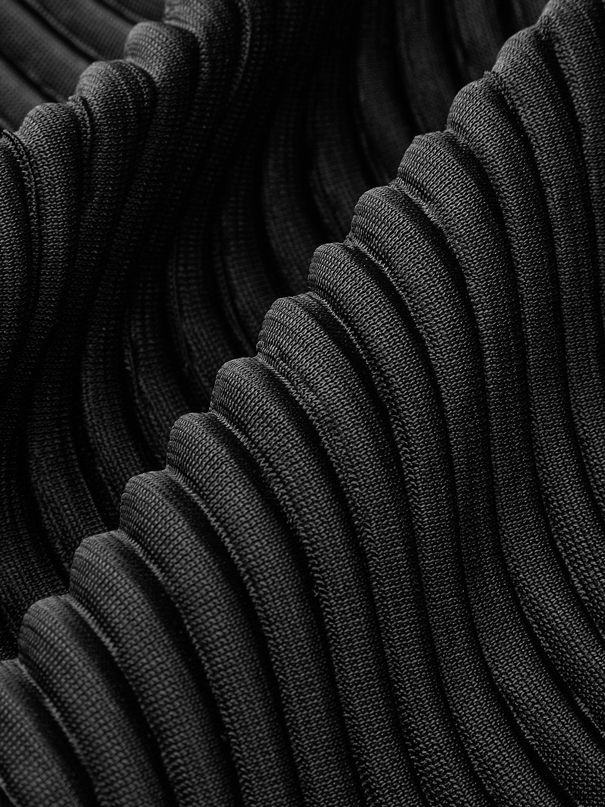 Volanlı Düğmeli Pliseli Bluz