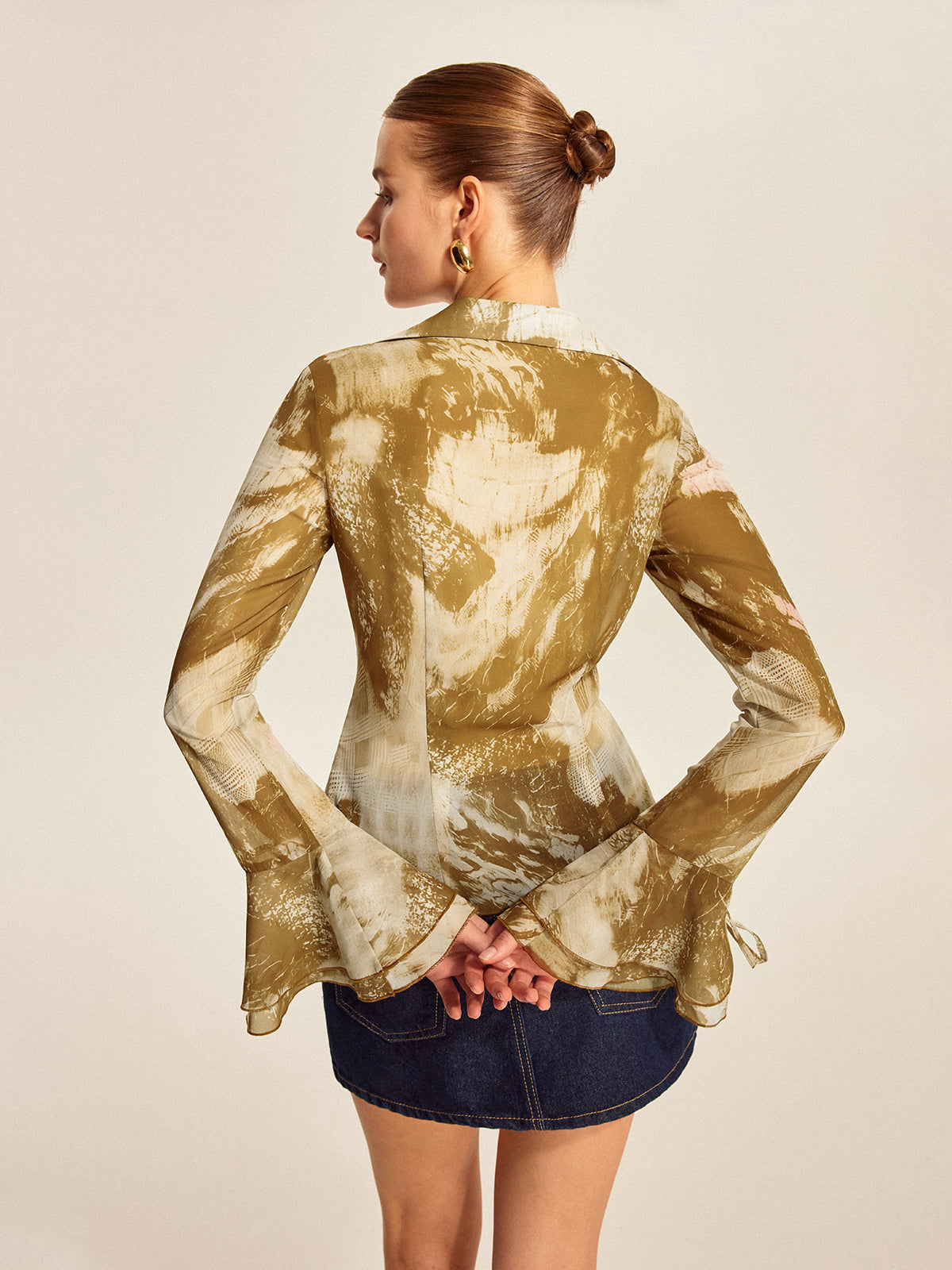 Fırfırlı Çan Kollu Bluz