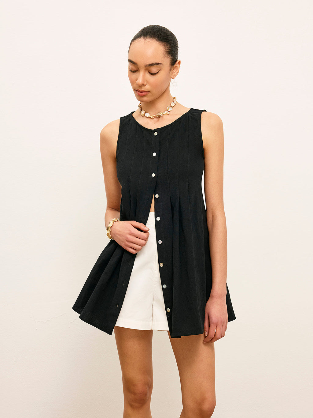 Pamuk Ve Keten Pileli Düğmeli Üst