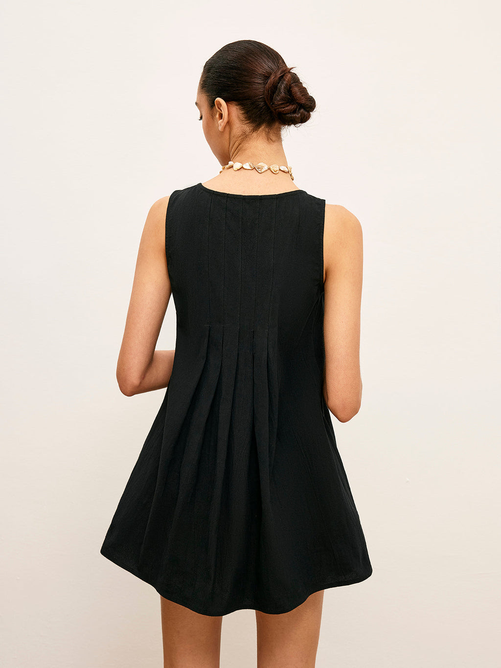 Pamuk Ve Keten Pileli Düğmeli Üst