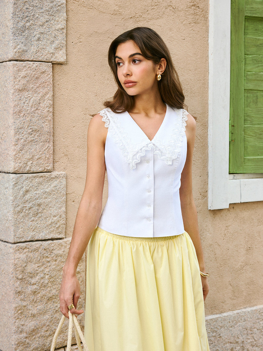 Pamuk Ve Keten Dantel Nakışlı Üst