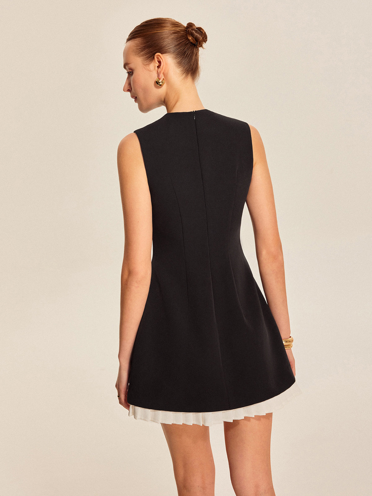 Fırfırlı Etek Ucu Anahtar Deliği Bağcık Detaylı Elbise