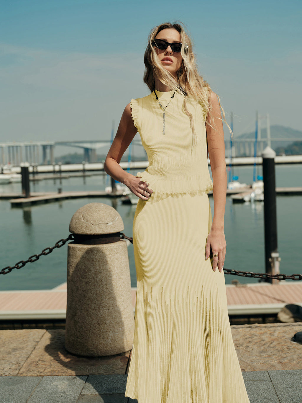 Kaburga Örgü Volanlı Üst