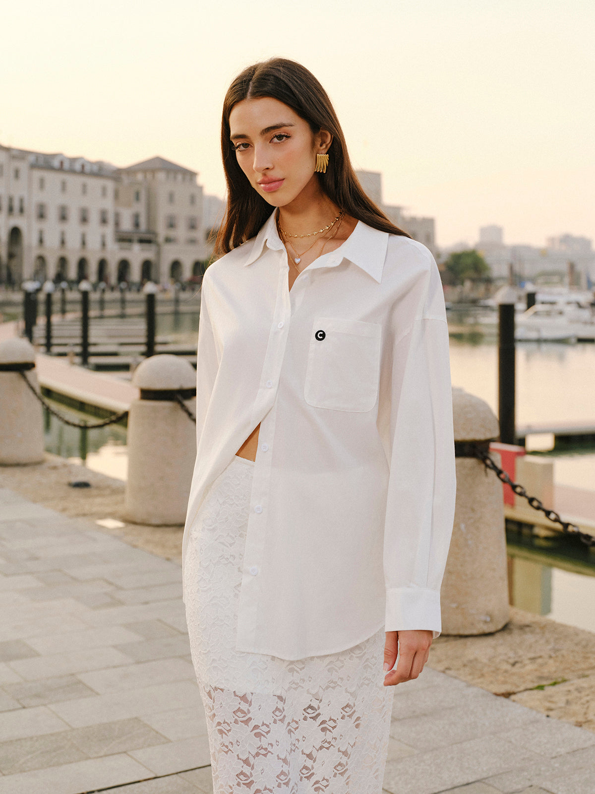 Pamuk Karışımlı Önden Bağcıklı Gömlek