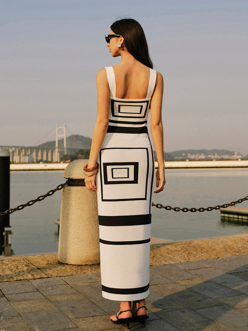 Geometrik Panel Kare Yaka Kazak Elbise