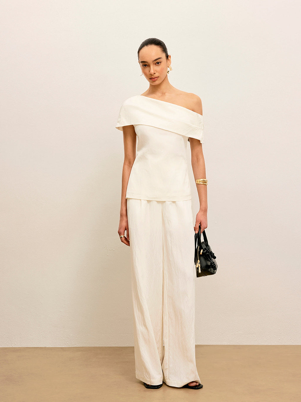 Tek Omuz Drapeli Üst