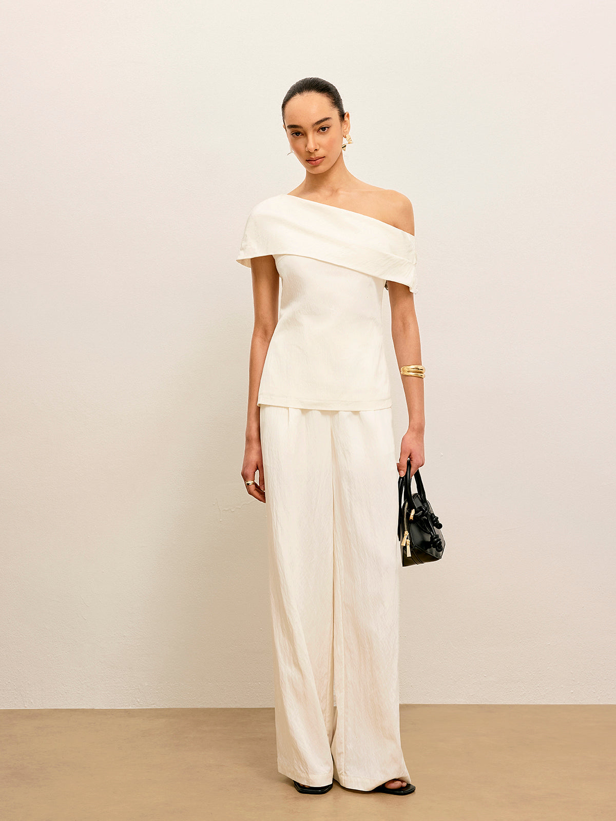 Tek Omuz Drapeli Üst