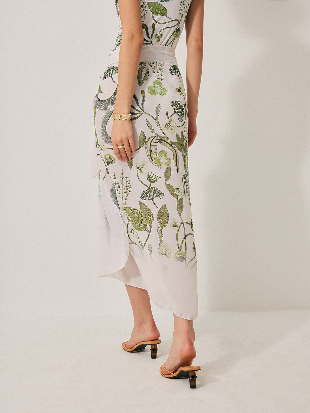 Şifon Bağcık Detaylı Etek