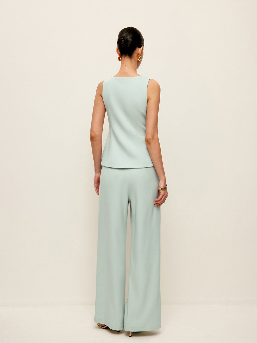 Fermuarlı Ön Cepli Üst