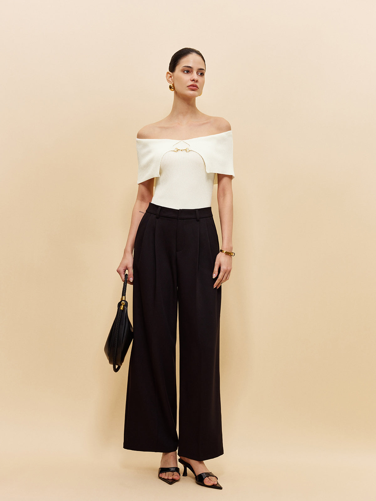 Omuzdan Bağlamalı Zincir Detaylı Yivli Örgü Üst