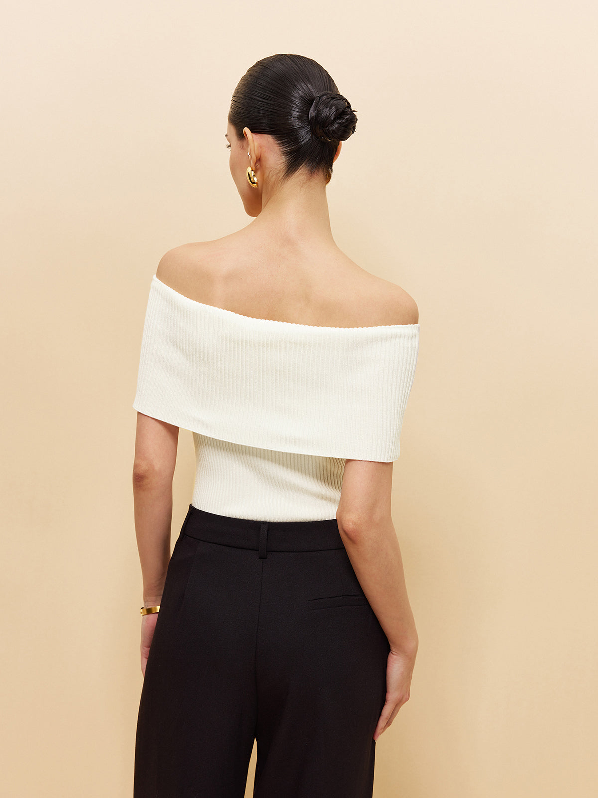 Omuzdan Bağlamalı Zincir Detaylı Yivli Örgü Üst