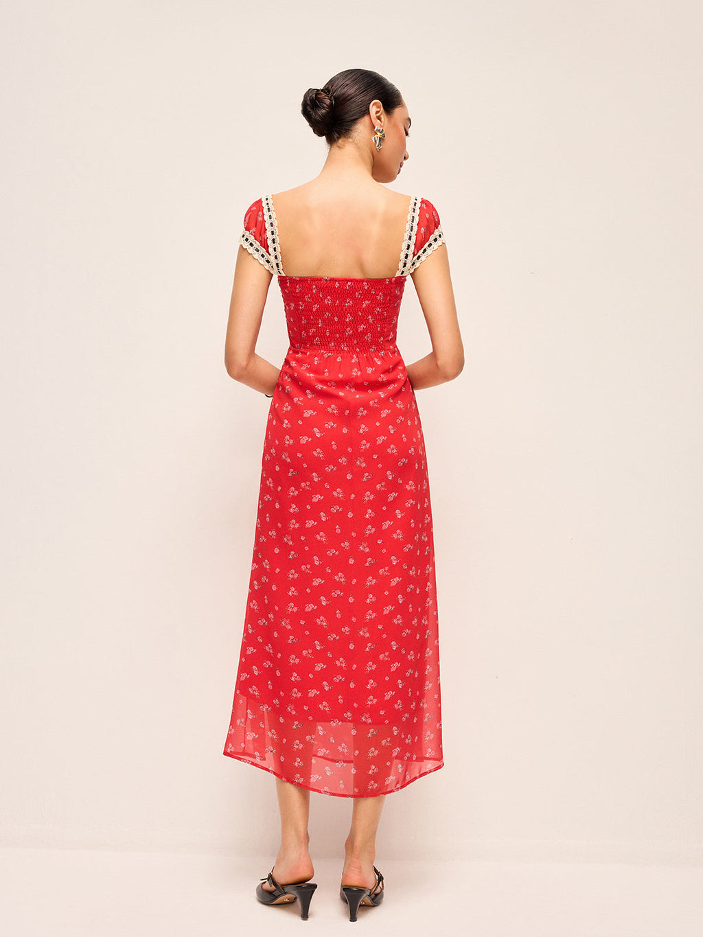 Bağcıklı Çiçekli Elbise