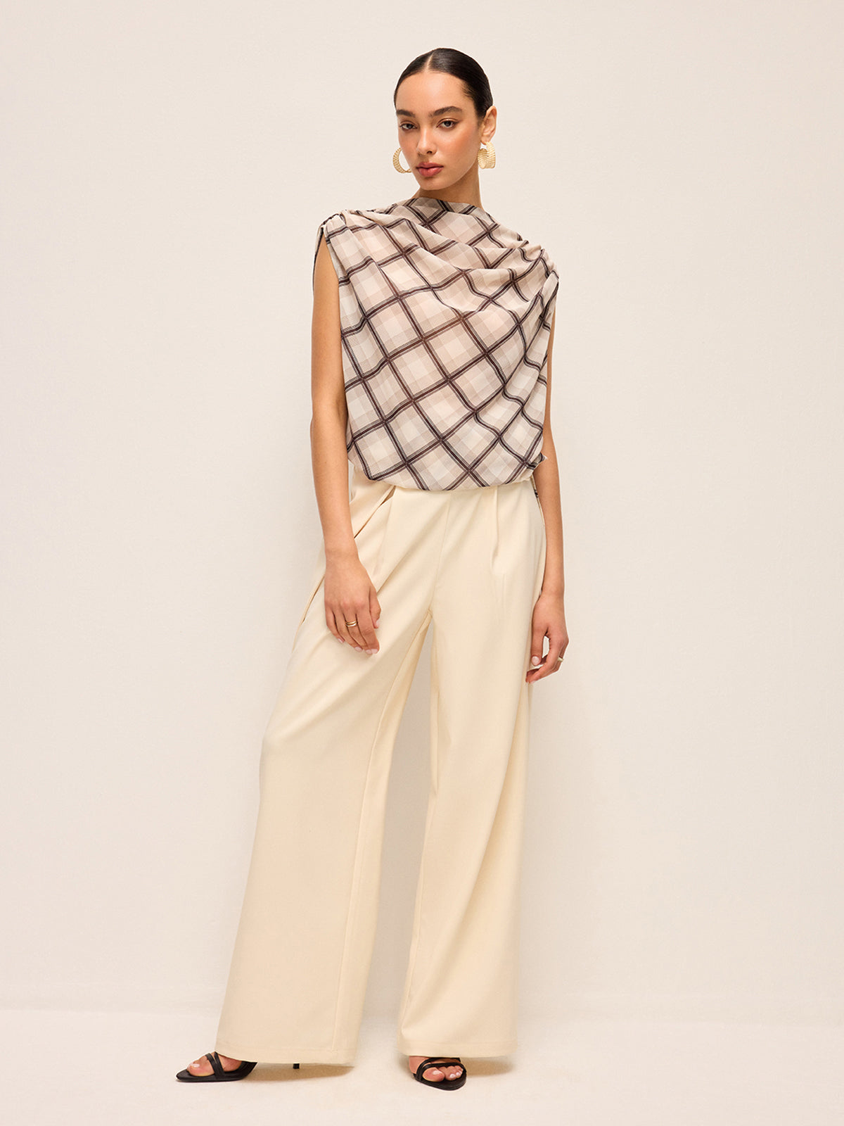 Kolsuz Ekose Açık Sırtlı Şifon Gömlek