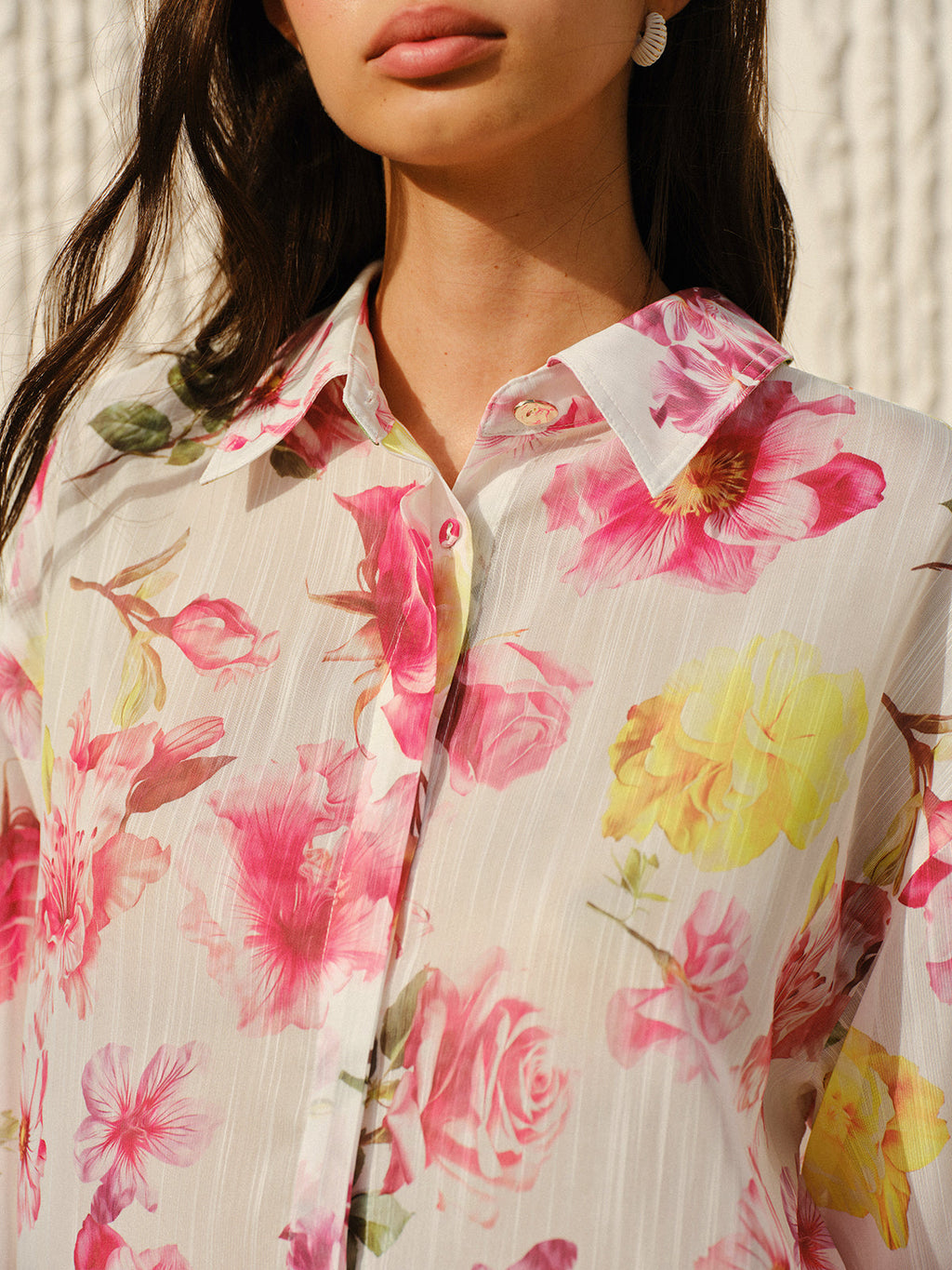 Çiçek Desenli Uzun Kollu Düğmeli Gömlek
