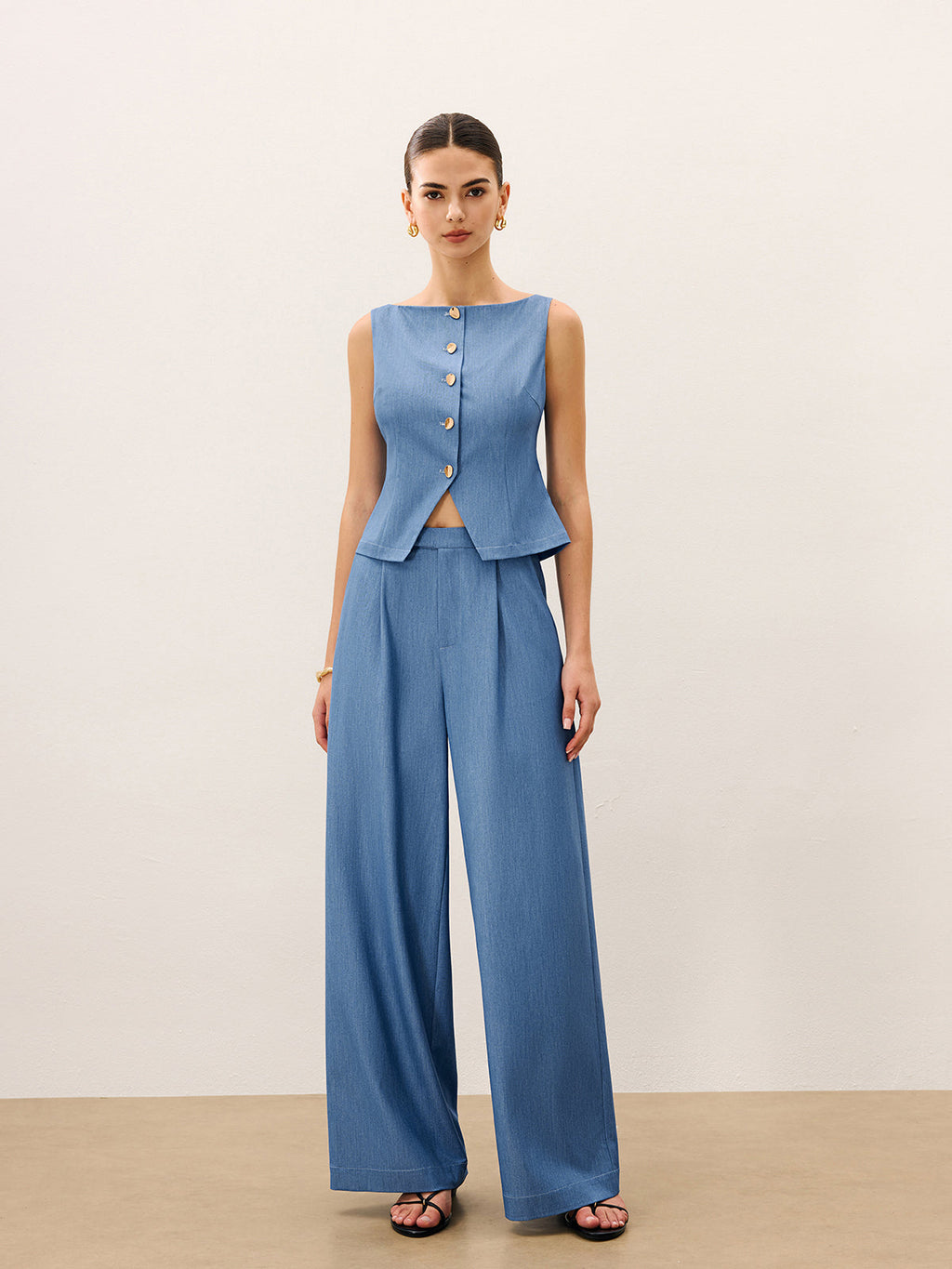 Düğmeli Ön Kolsuz Yelek