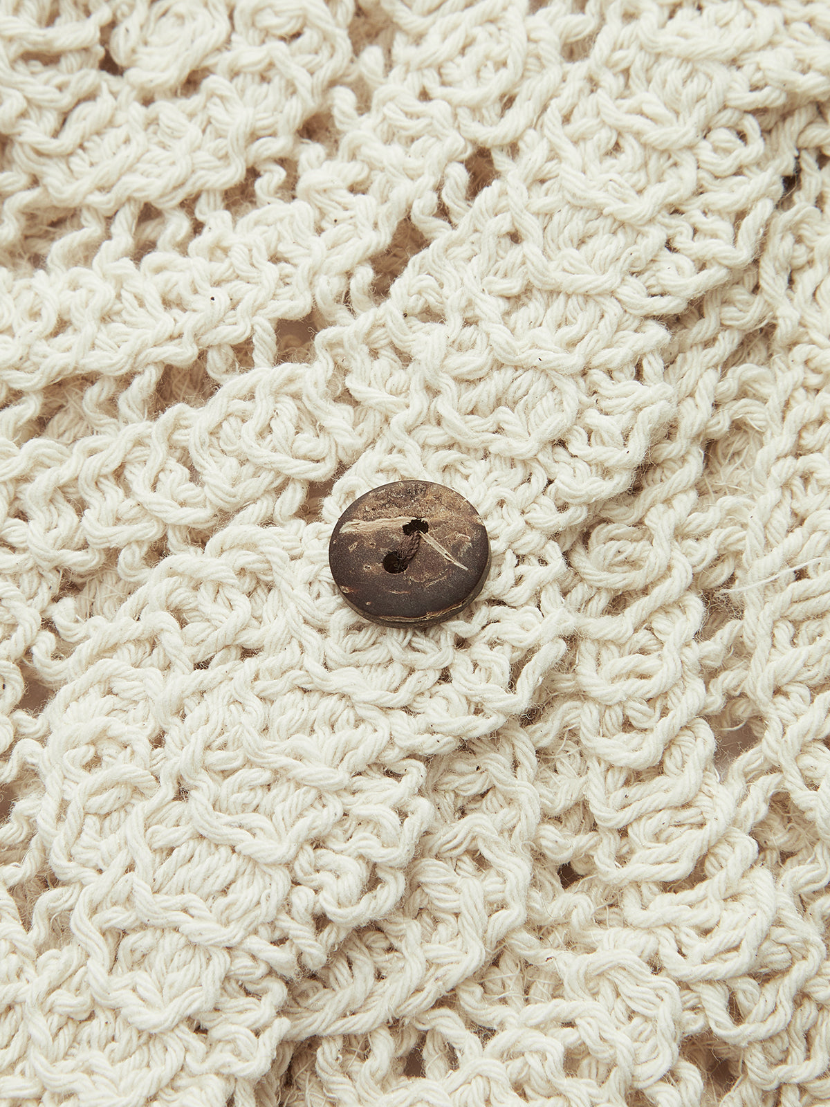 Tığ İşi Düğmeli Yelek