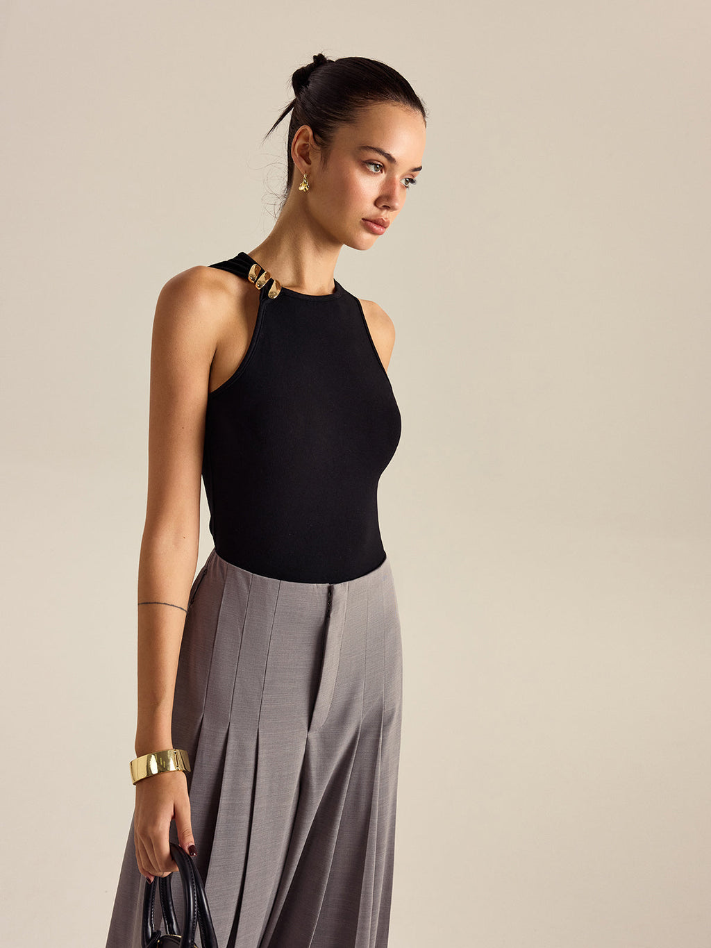 Metal Dekor Kolsuz Üst