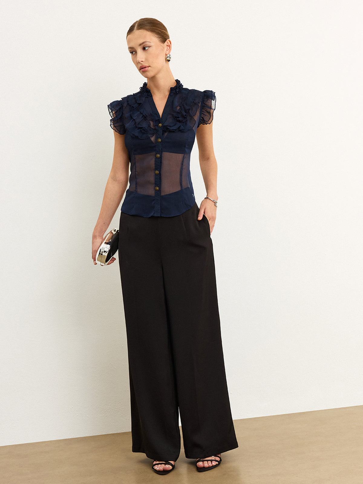 Yarı Şeffaf Fırfırlı Bluz