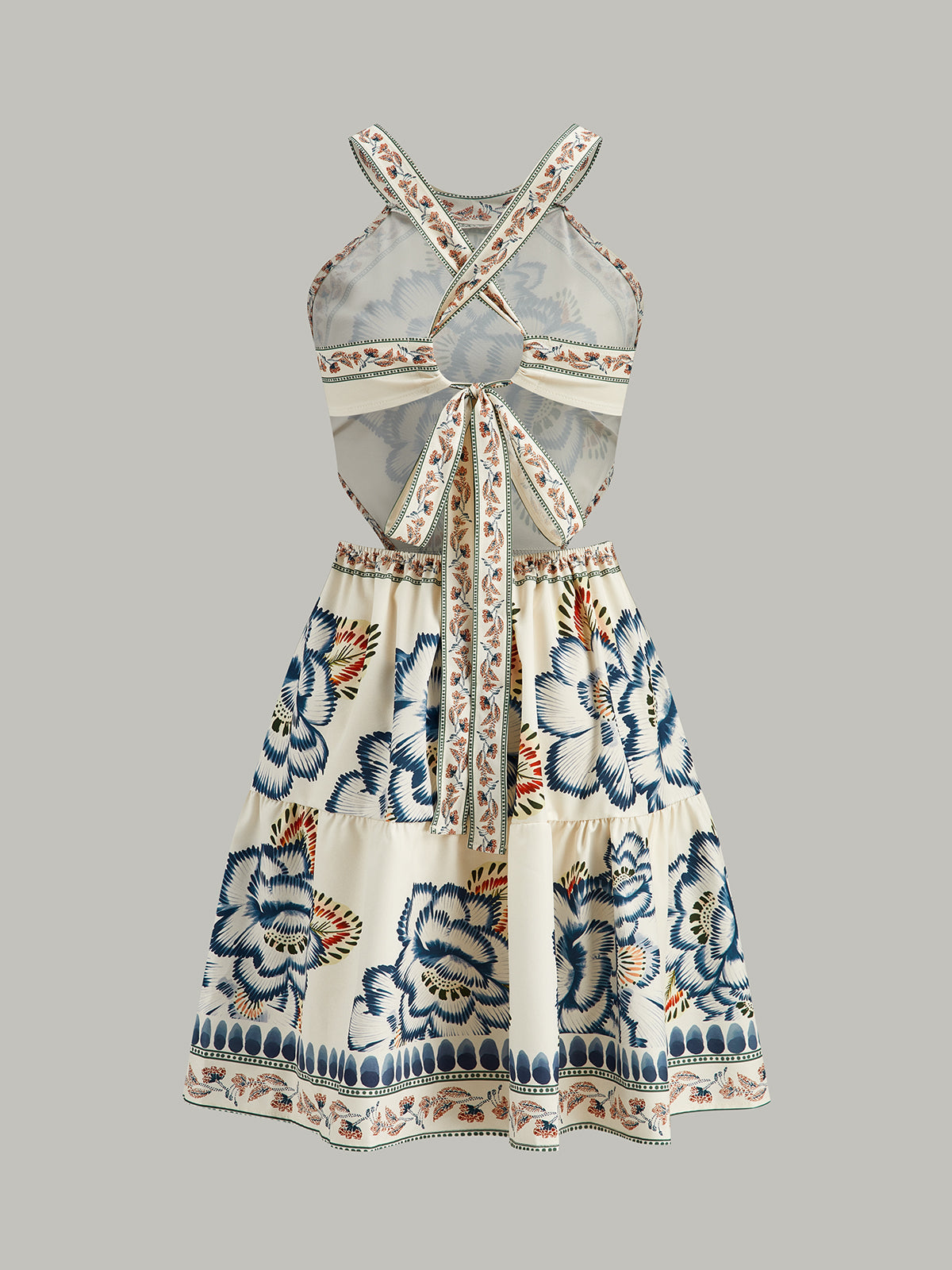 Çiçek Desenli Sırtı Açık Elbise