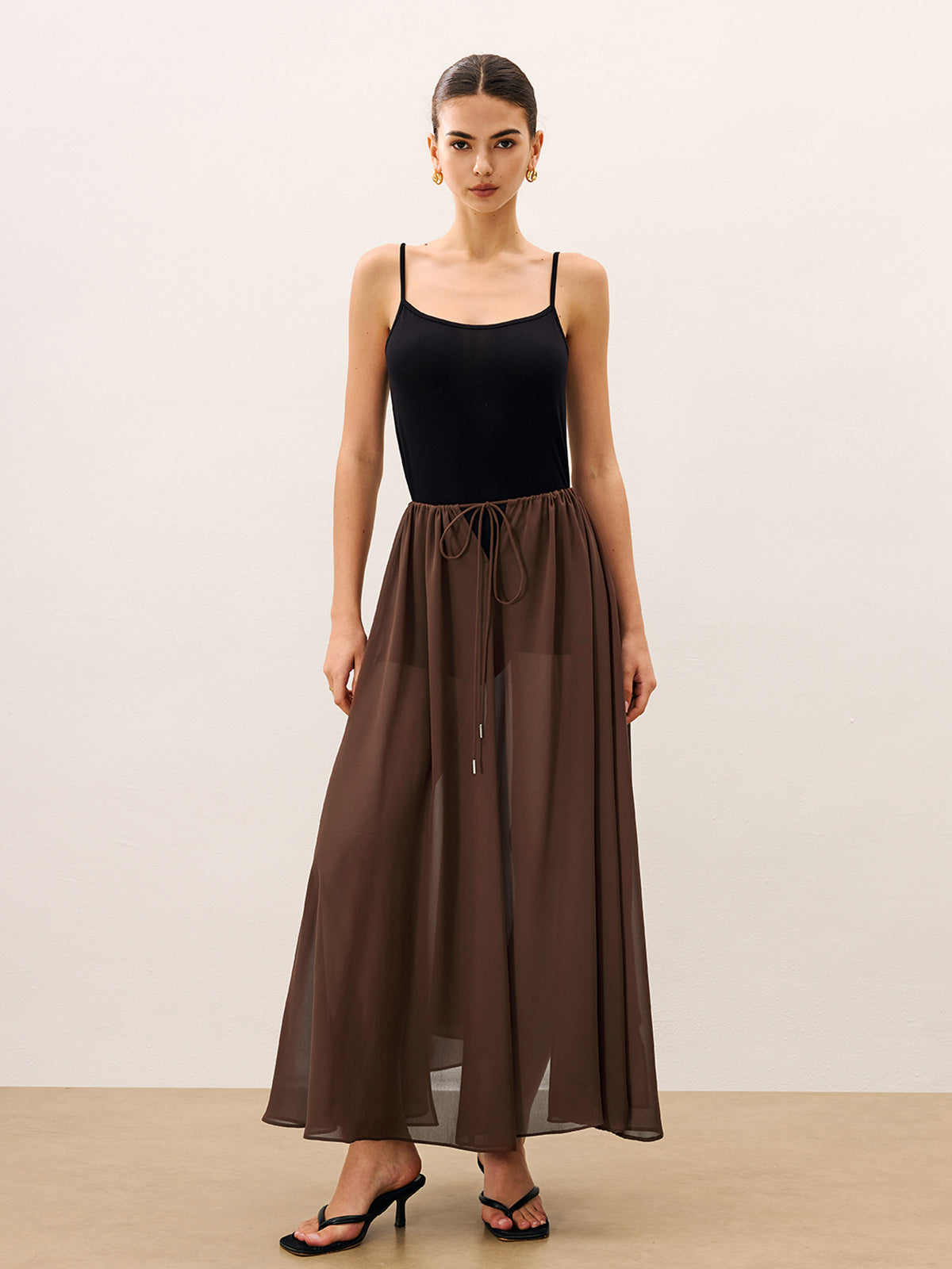 Bağcık Detaylı Cape Tarzı Yarı Şeffaf Şifon Bluz