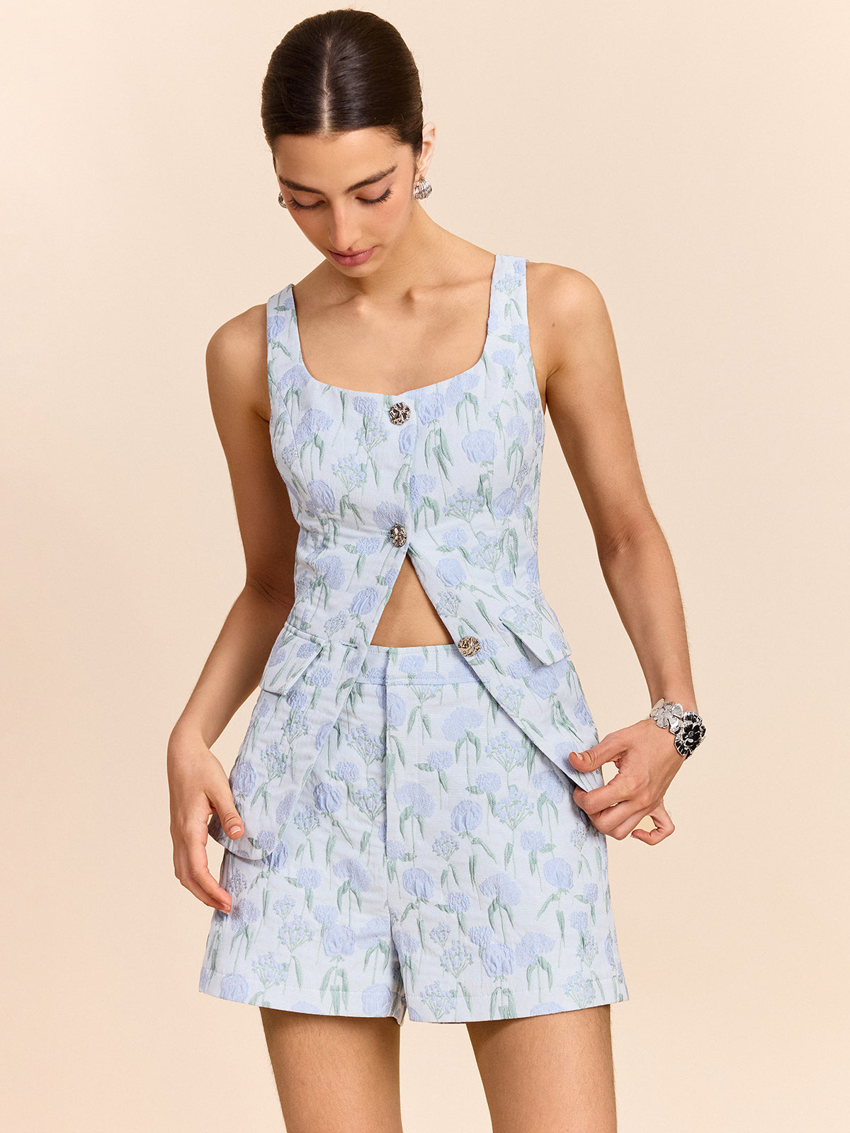 Çiçekli Jakarlı Yelek