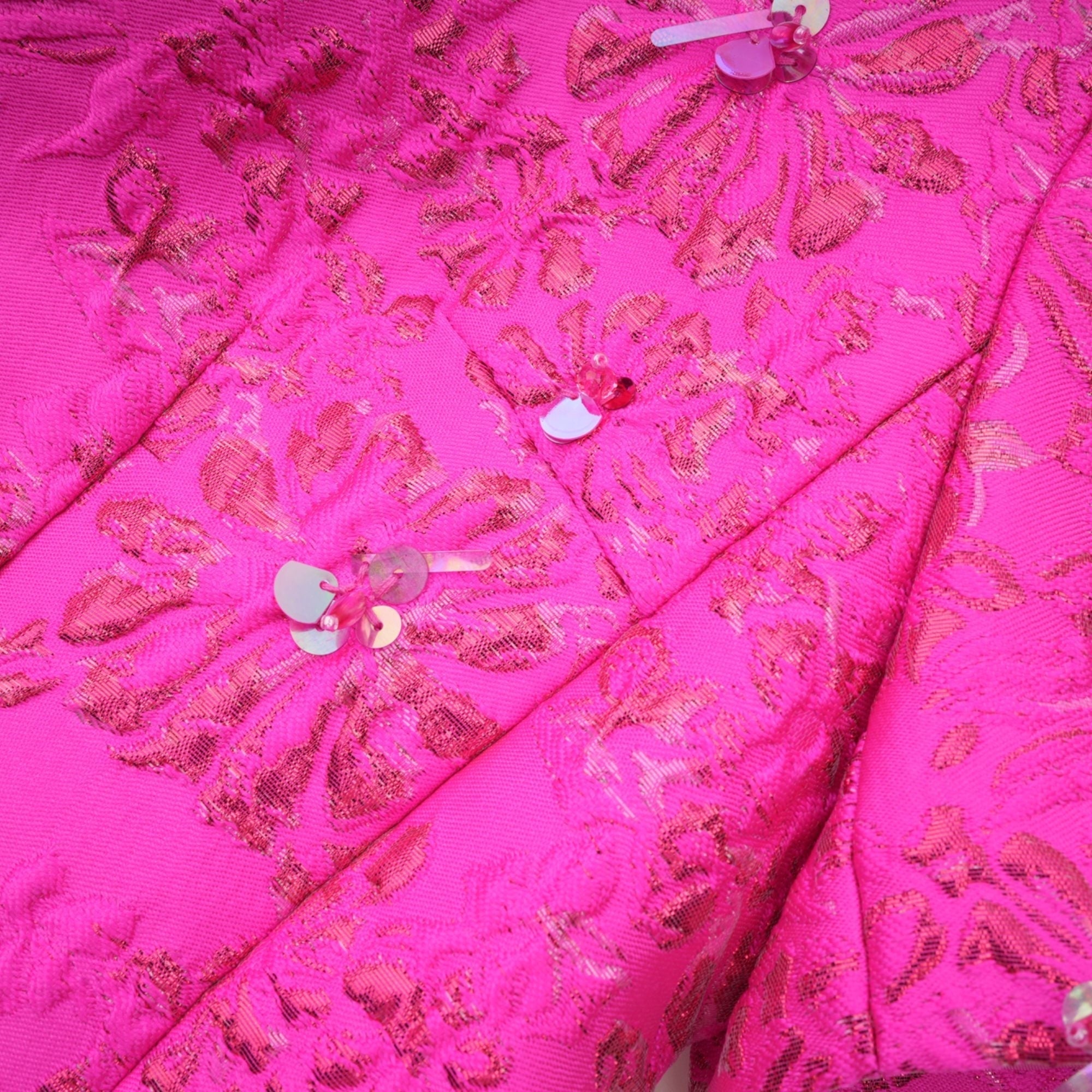 Floransa Tarzı Çiçek Aplikeli Mini Elbise