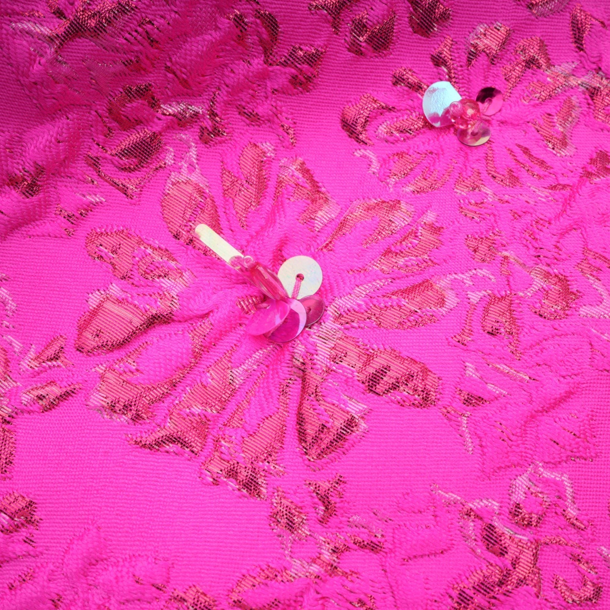 Floransa Tarzı Çiçek Aplikeli Mini Elbise