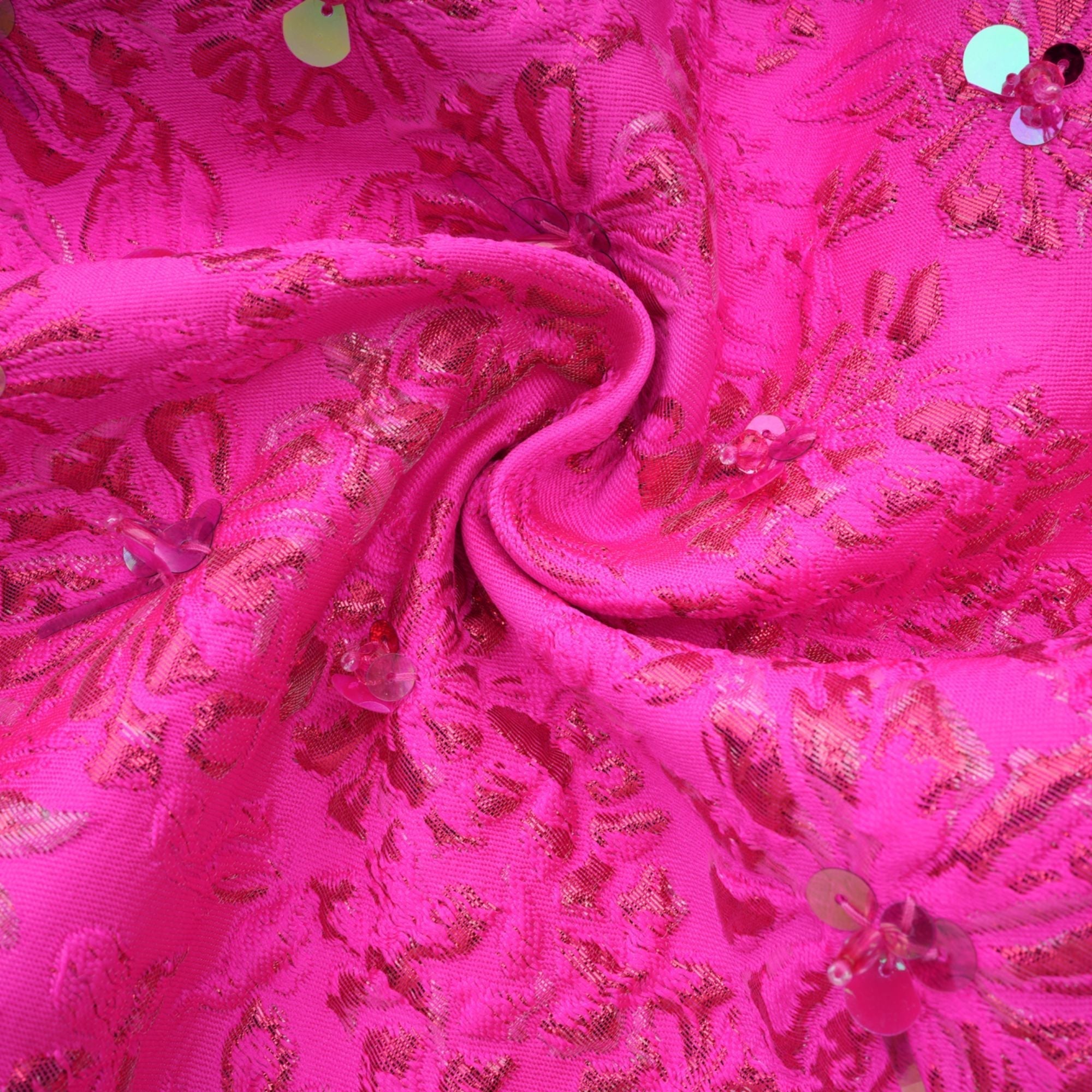 Floransa Tarzı Çiçek Aplikeli Mini Elbise