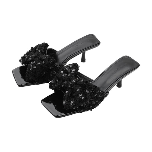 Krista İlmek Süslemeli Sandalet