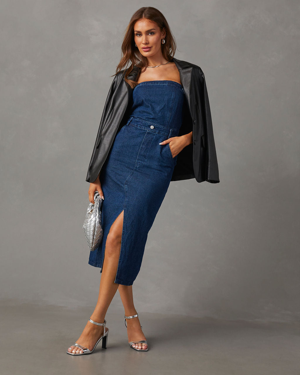 Edgy Era Denim Straplez Midi Elbise