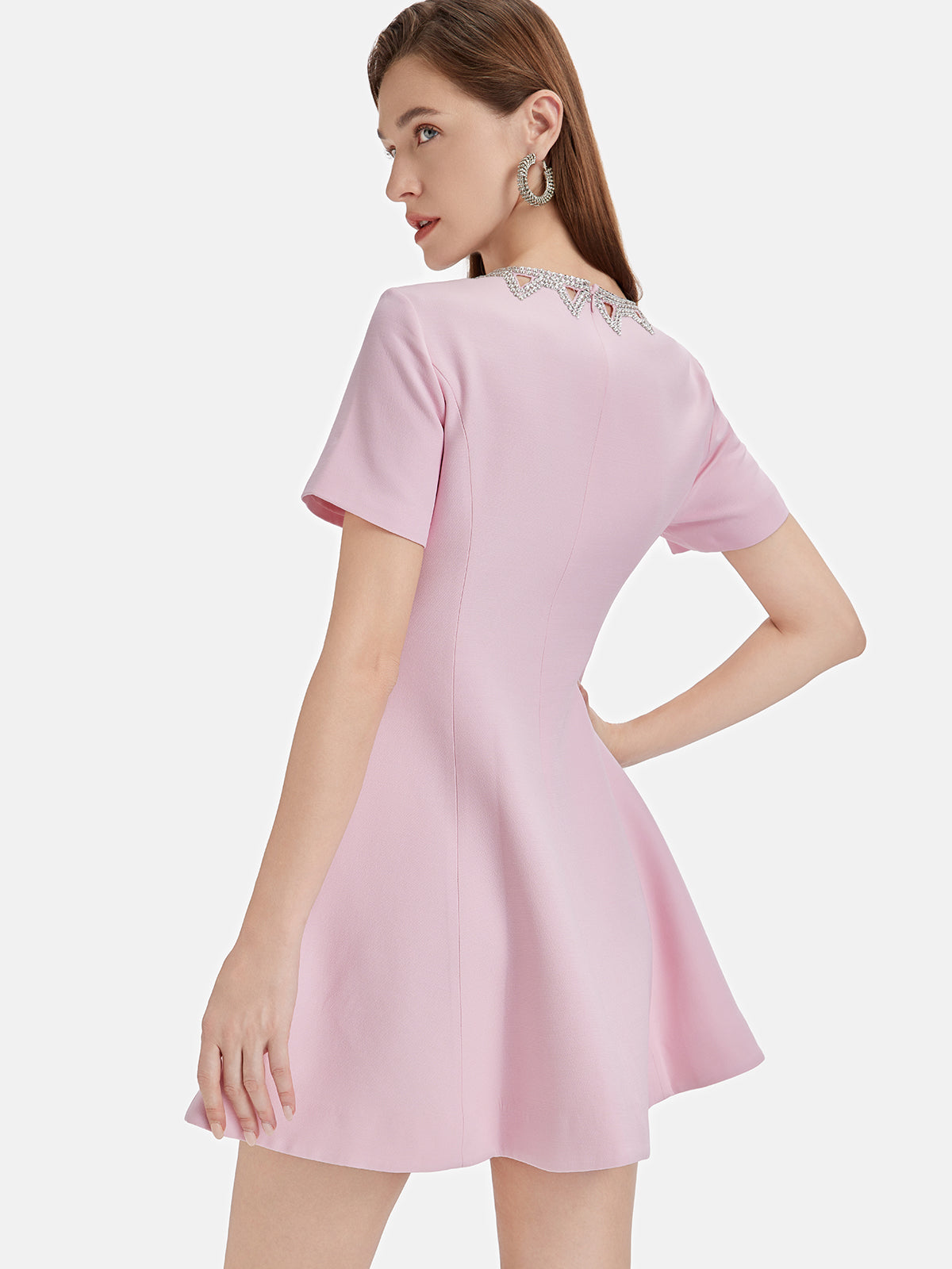 Yakası Taşlı Mini Elbise