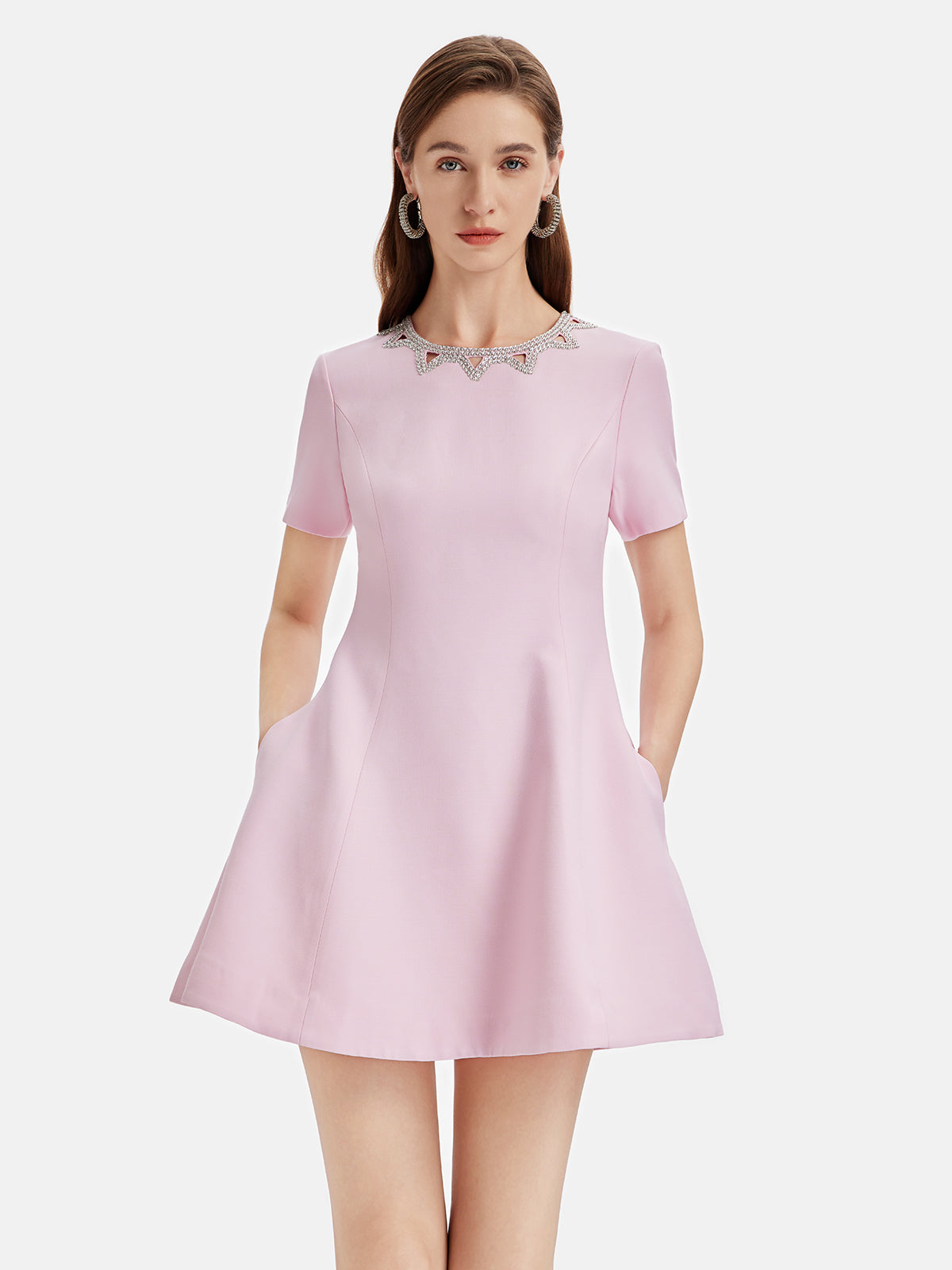 Yakası Taşlı Mini Elbise