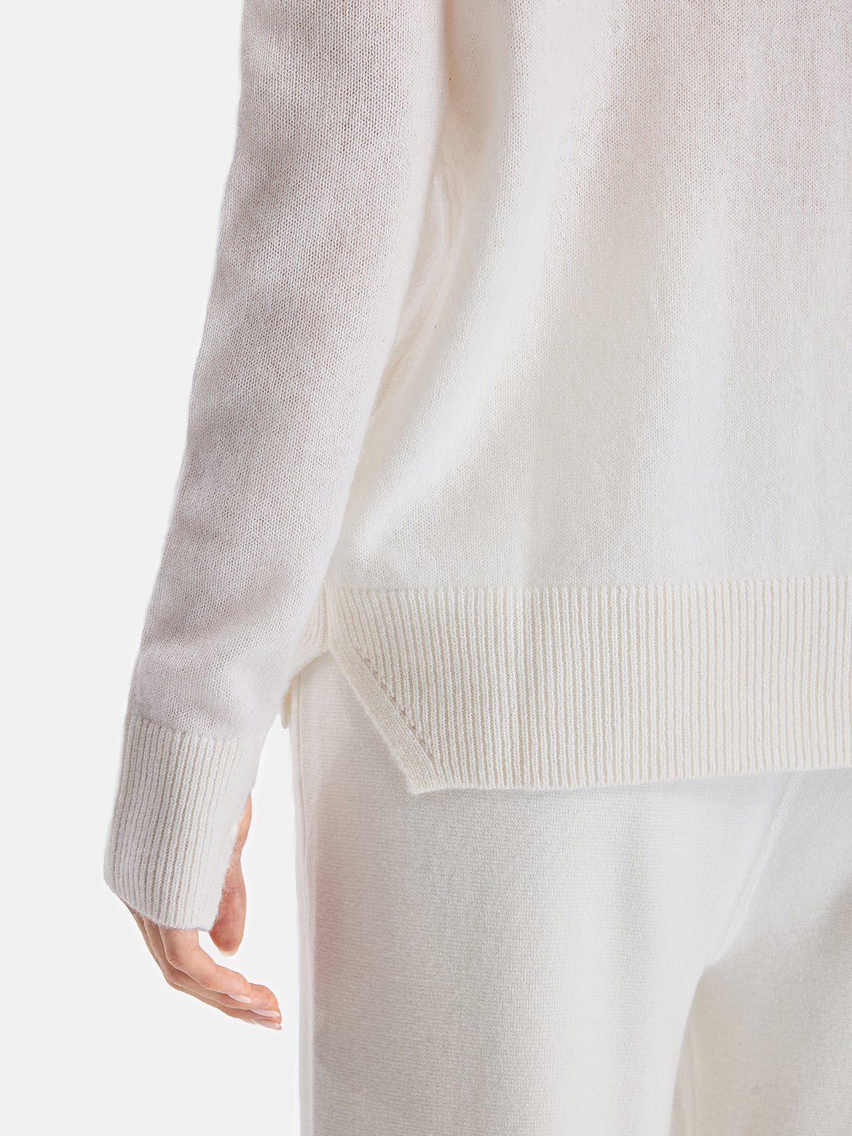 Merinos Yünü Dantelli Triko Üst