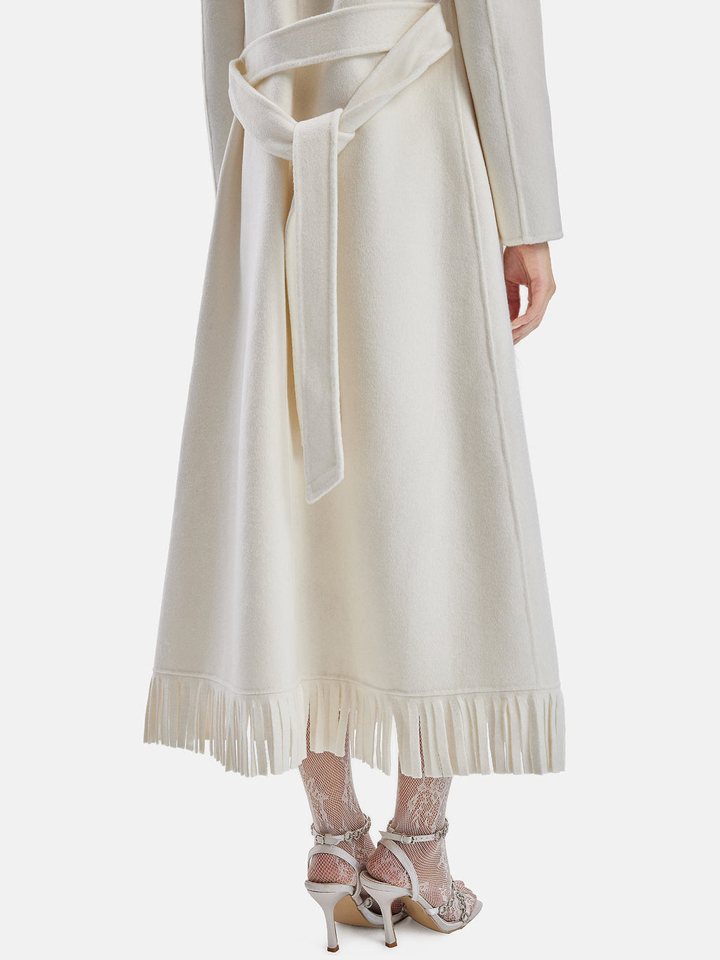 Tüylü Kenarlı Püsküllü Kaban