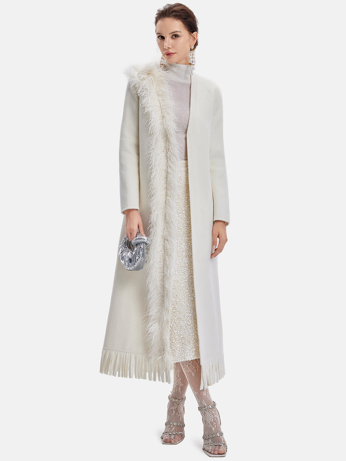 Tüylü Kenarlı Püsküllü Kaban